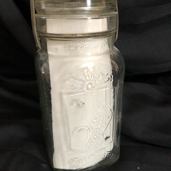 Antique Queen Quart Canning Jar - Picture 11 of 16